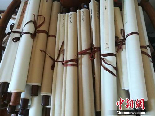 吳悅石的一部分作品。上官云 攝