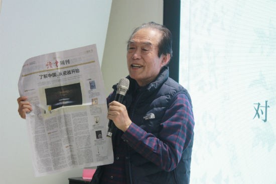 閻崇年先生在三聯(lián)書店出版的《御窯千年》受到讀者歡迎