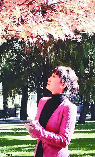 堅守中有新解——評李舫的散文